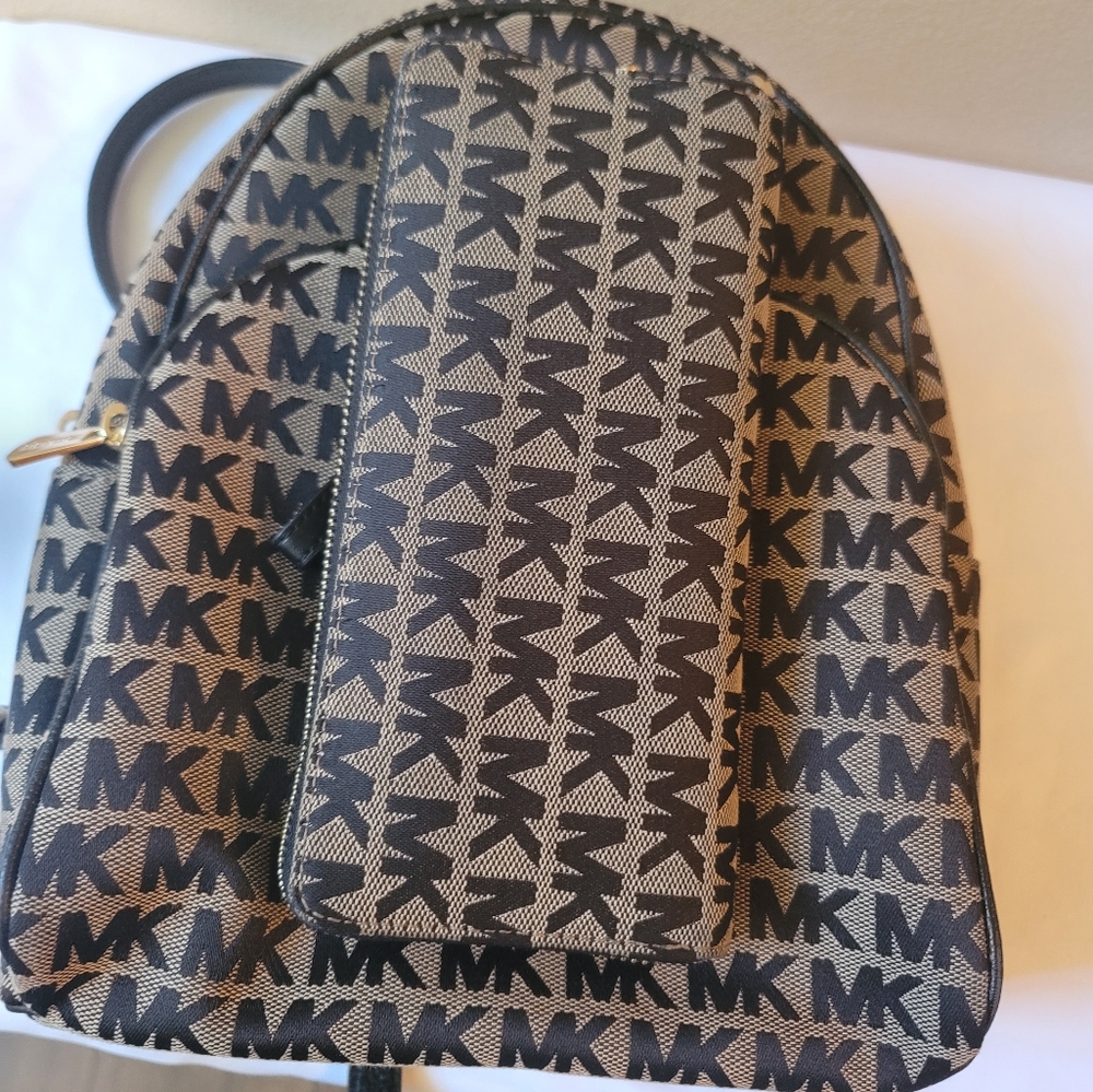 Michael kors medium Backpack - Picture 11 of 16